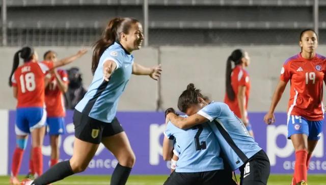 女足美洲杯焦点战：乌拉圭3-0智利进美洲杯半决赛，智利将争第五