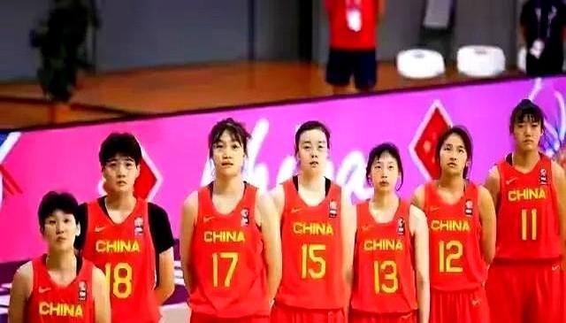 大运女篮夺冠，2小时后！宫指导参考一下！都有内线，但结果不同