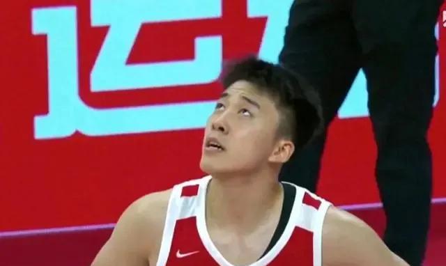 郭士强启动淘汰模式！今夜男篮战波黑，12人名单呼之欲出