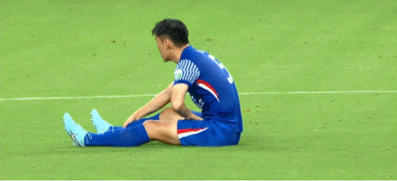 一场3：2让上海申花付出沉重代价，当头一棒，中超争冠恐蒙上阴影