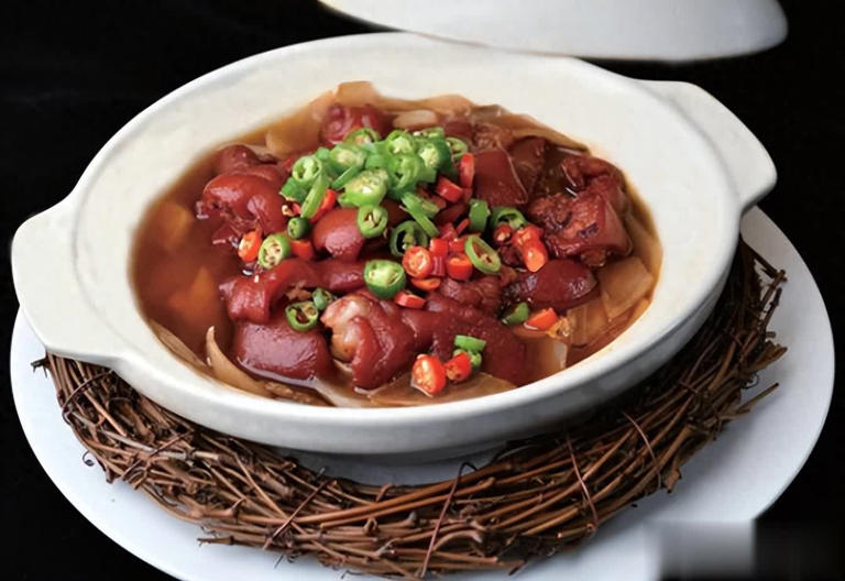 美食推荐：藤椒脱脂金蹄、开胃菜、苦瓜酿肉做法