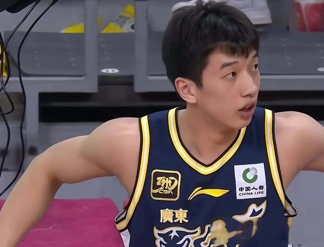 广东66-90新西兰迎1喜3忧！徐昕稳护框，杨溢黄明依难被期待！