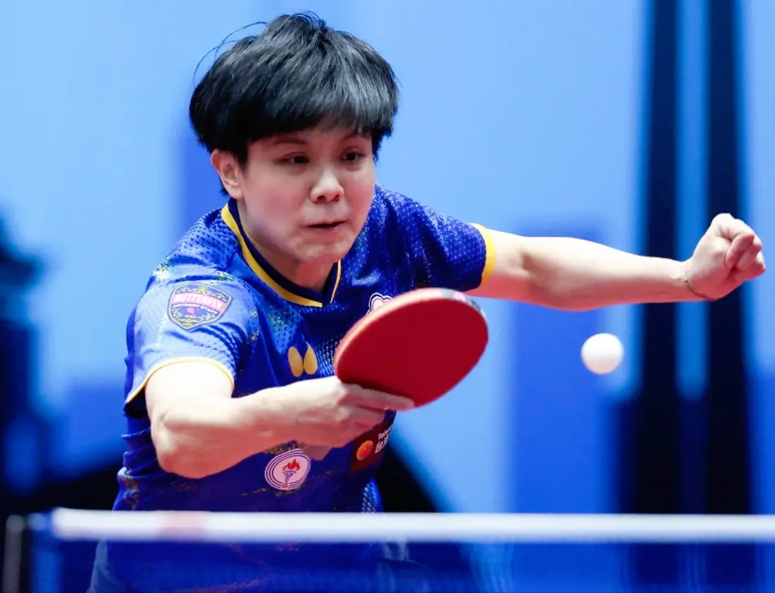 WTT赛：张本美和连夺2冠！女单4-2胜世界亚军，父亲场外指导