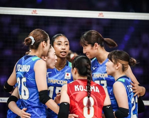 3-1波兰队送大礼，中国女排重返世界前四，亚洲第一接应崩盘