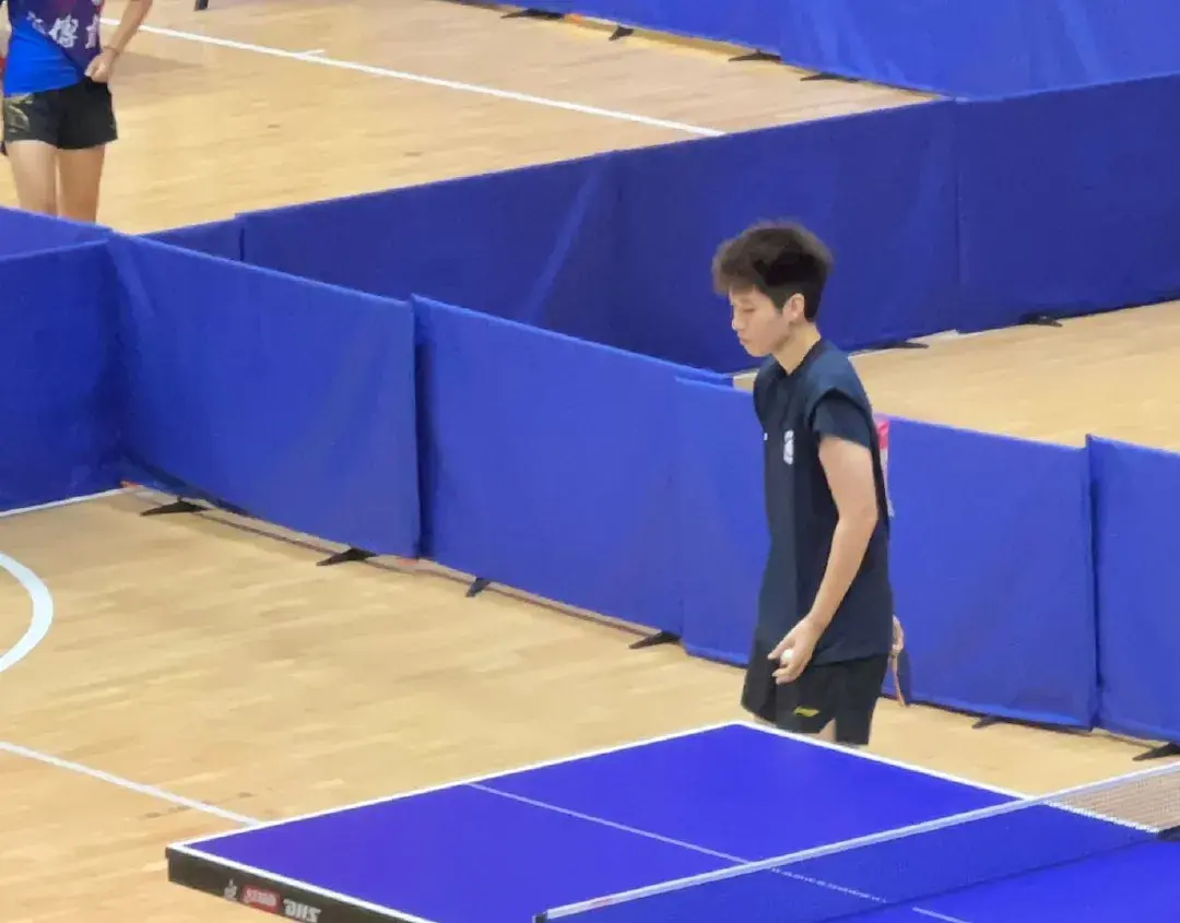 平野美宇逆转梁家怡，深大俱乐部击败华东理工俱乐部