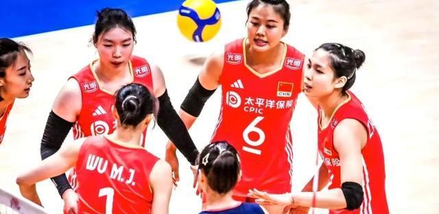 3-1波兰队送大礼，中国女排重返世界前四，亚洲第一接应崩盘