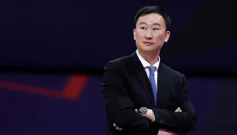 浙江叫停王奕博转会，或与刘维伟有关；辽宁队三冠功臣加盟山东