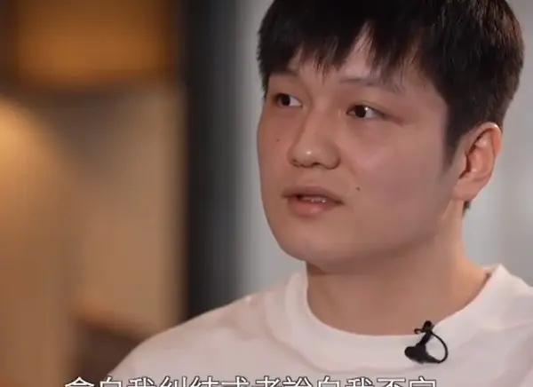 樊振东自曝陷入自我否定！睡不着觉，凌晨三点多就醒了