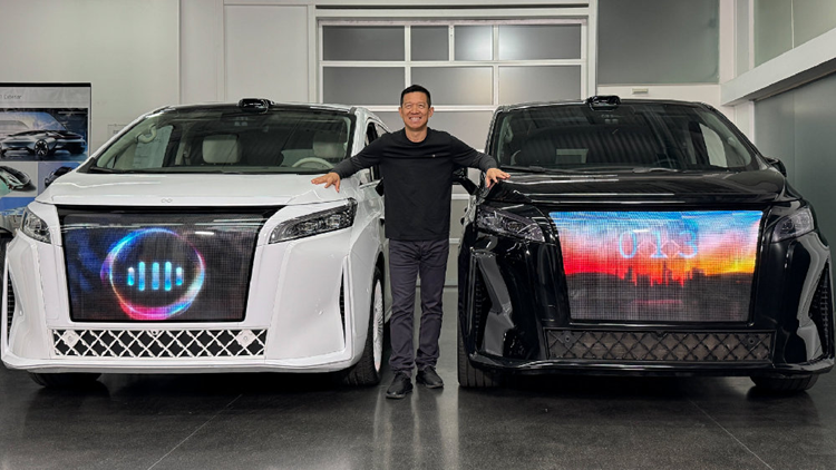 贾跃亭又开心了!法拉第未来FX Super One订单超过10000 贾跃亭又开心了!法拉第未来FX Super One订单超过10000