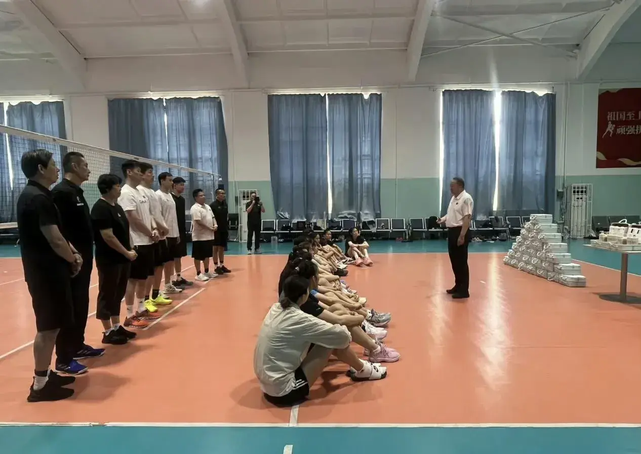 李盈莹仍在天津，开始备战全运会，世锦赛基本无缘，吴梦洁压力大
