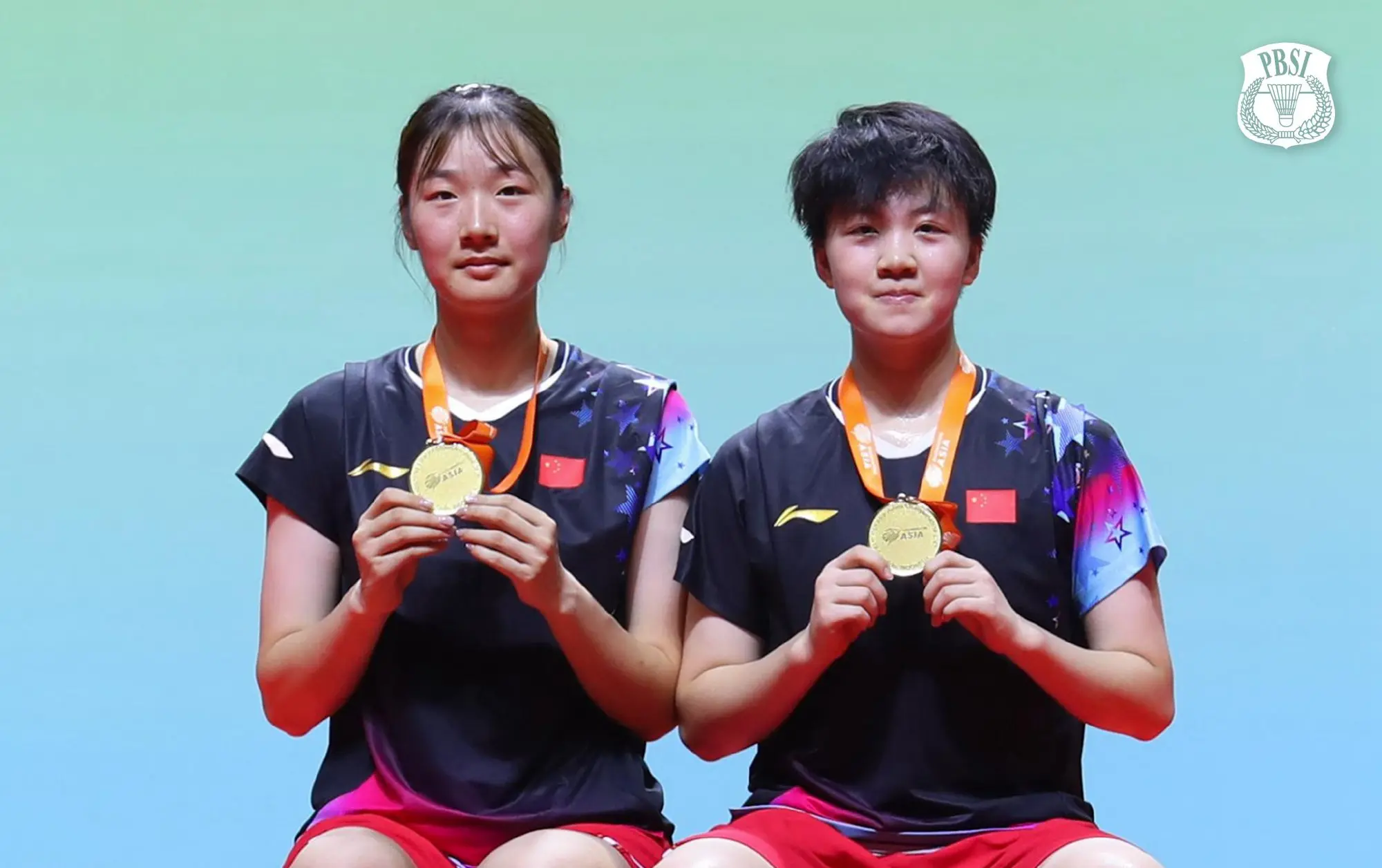 中国羽毛球天才井喷！一战诞生两位18岁三冠王，捍卫亚洲霸主地位