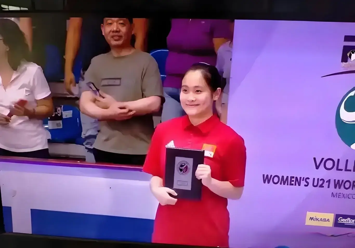 中国女排自由人新秀盘点，有四人可接班王梦洁，全都是05后
