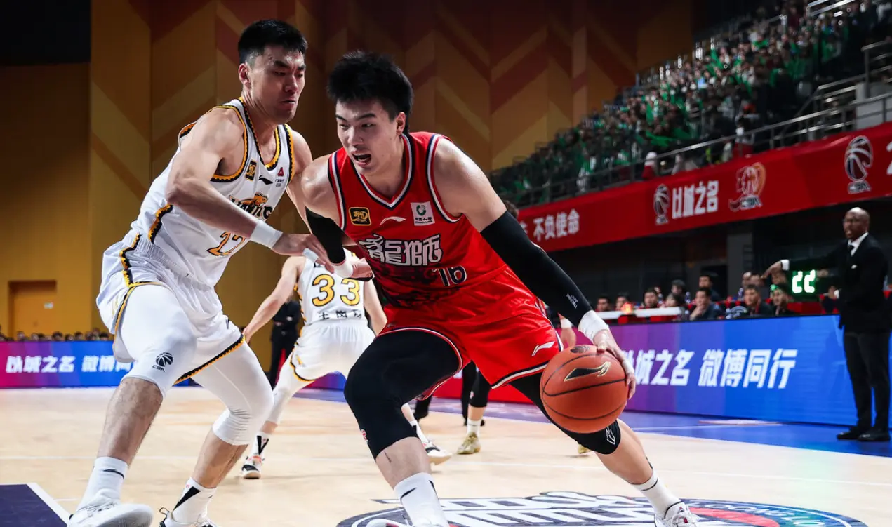 与焦泊乔几无联系！郭士强爱徒海外养伤纯自费 龙狮真想送走他吗