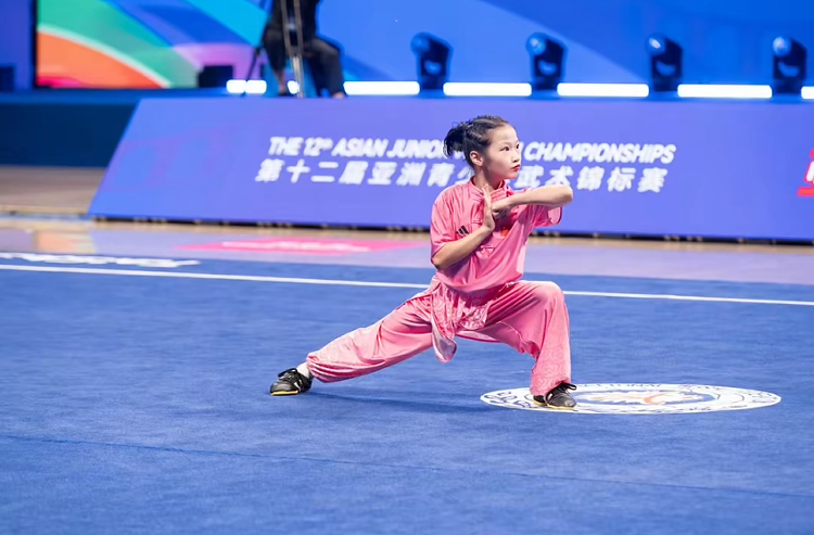 祝贺！枣庄女孩，亚洲冠军！