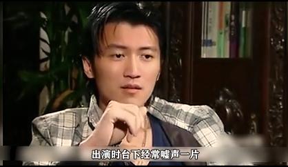 做谢霆锋背后女人23年，赴美生子，如今53岁和女儿同框成人生赢家