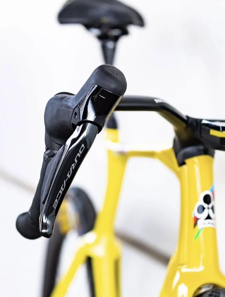 环法总冠军波加查定制战驹Colnago Y1Rs登场