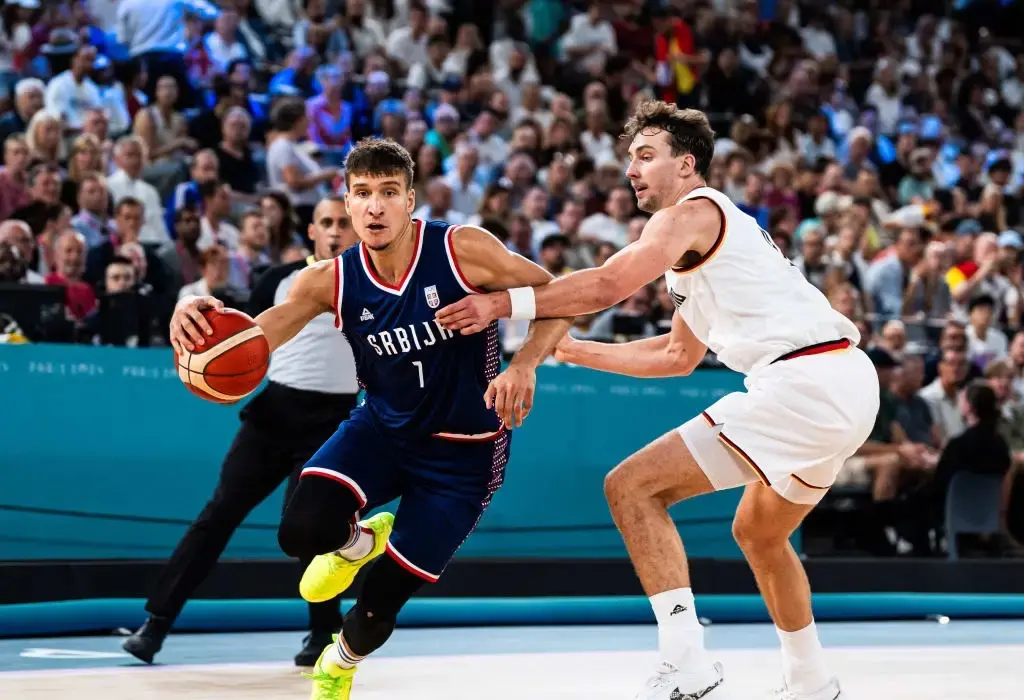 再见霍乐迪！火箭、灰熊、快船酝酿三方交易，1米85后卫空降休斯顿