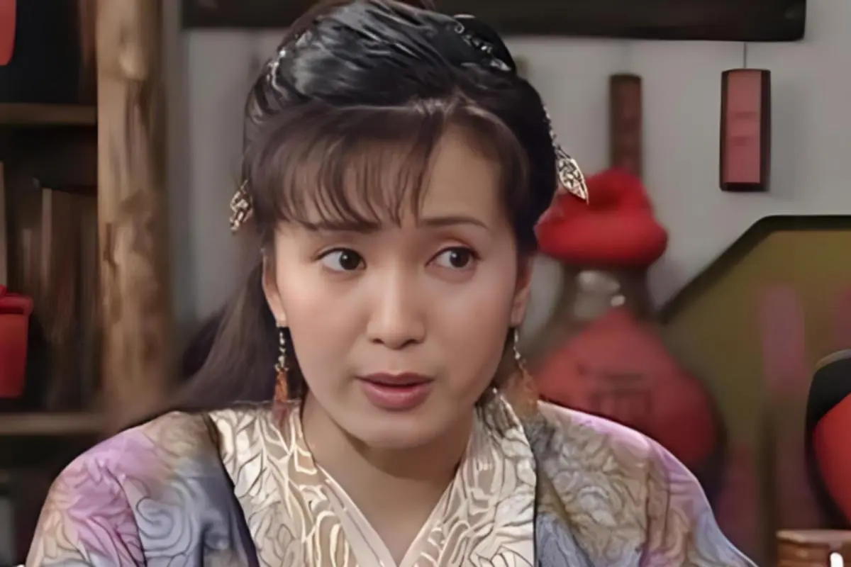 《朝雪录》8位妈妈辈半老徐娘风韵犹存，年轻时超美，不输李兰迪