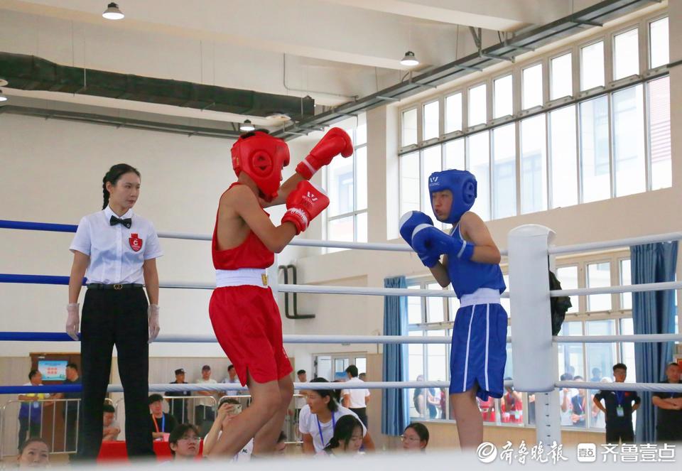 “英派斯杯”青岛市第六届运动会青少年组拳击比赛开赛