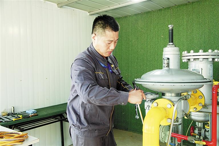 技能比拼展风采 以赛促练砺精兵