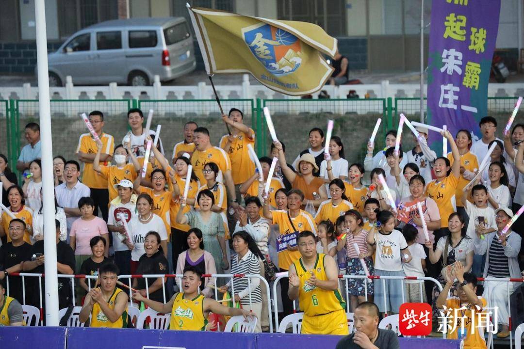 连云港赣榆：“赣超”掀起黄海之滨篮球“风暴”