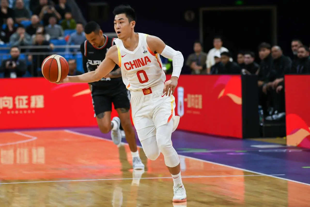 郭士强爱徒状态糟糕！全场4中0，且出现7次失误，他打的太差了