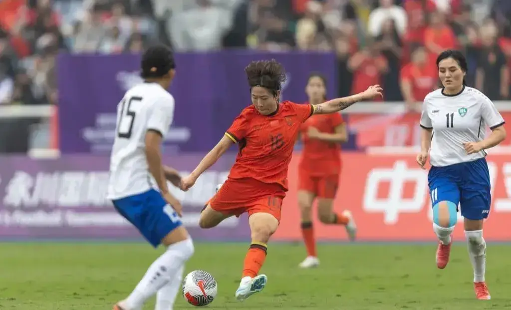 女足亚洲杯：卫冕冠军收获“上上签”，米利西奇带队冲冠军