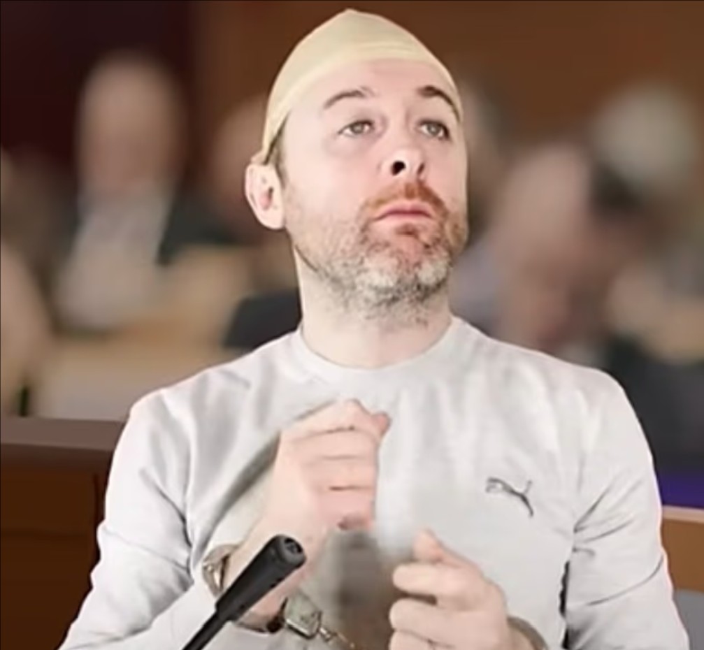 邮报：英超提议让曼城和一名多次嘲笑自己的喜剧演员合作，被拒绝