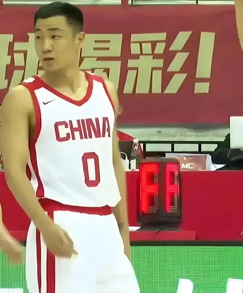 稳了！徐杰昨晚展现2特质远胜高诗岩 郭士强无理由不带他打亚洲杯