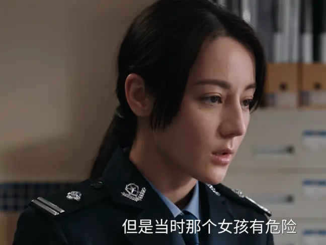 都是央视剧，把《扫毒风暴》和《利剑玫瑰》放一起看，区别很明显