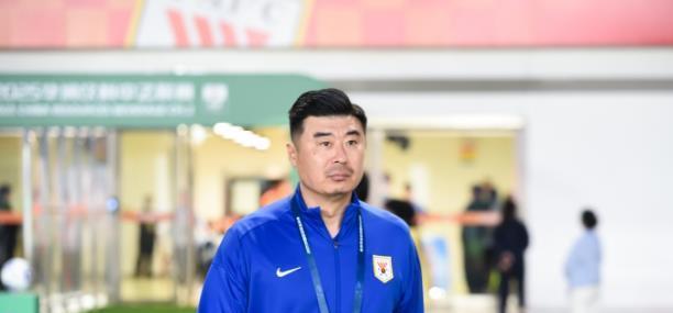 鲁能U19梯队中青赛3比0大胜，未来有望成争冠热门，值得期待