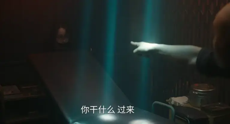 都是央视剧，把《扫毒风暴》和《利剑玫瑰》放一起看，区别很明显