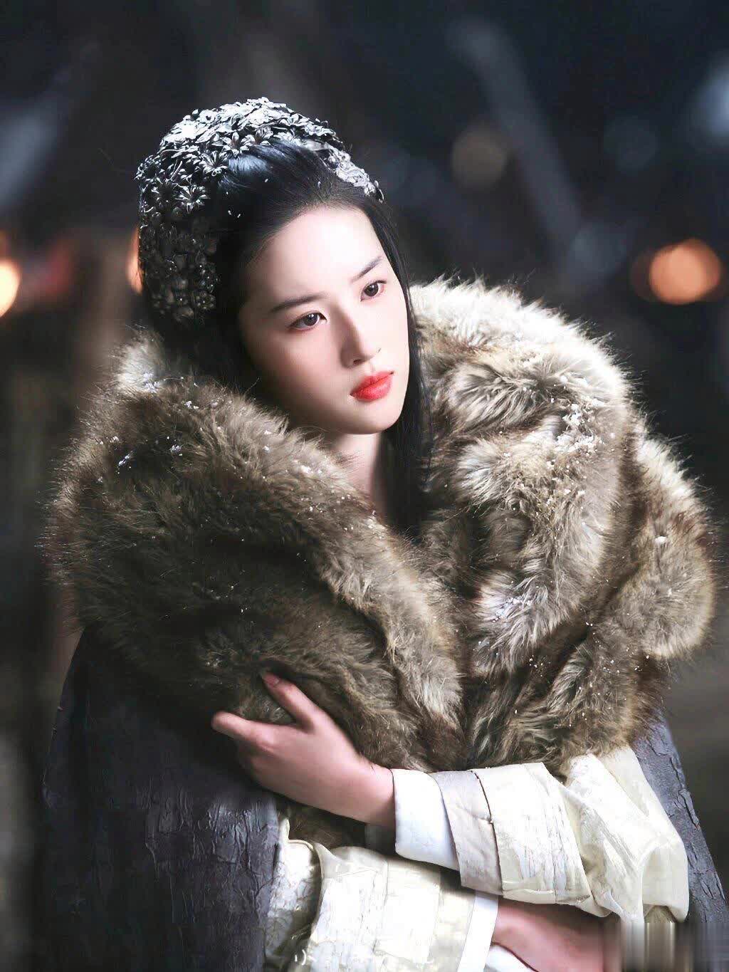 刘亦菲三部绝美电影，从侠女到妖精每帧都是视觉盛宴