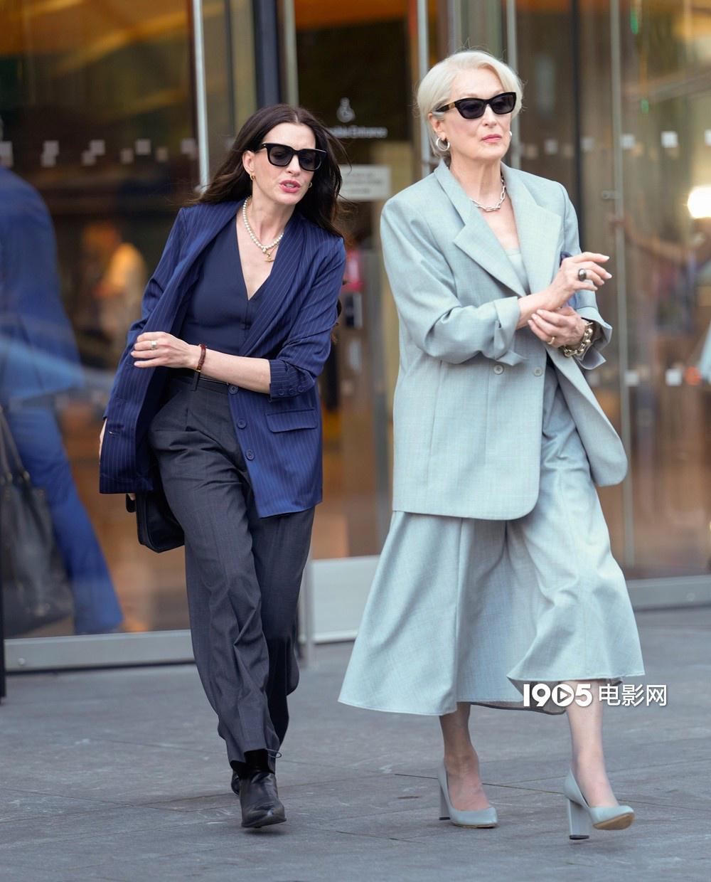 《穿普拉达的女王2》曝路透 艾米莉·布朗特首现身