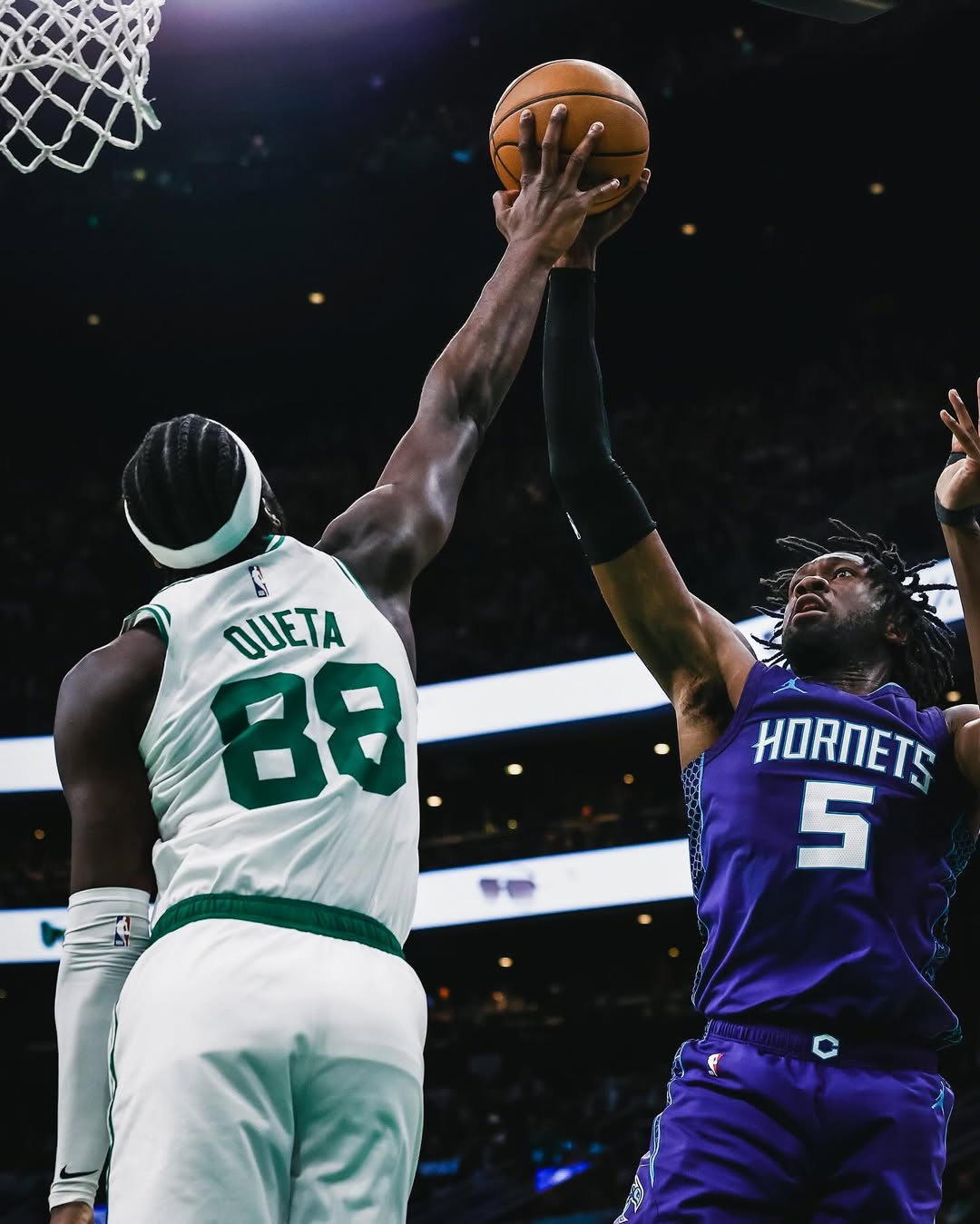 火锅盛宴！凯尔特人官方晒众将的封盖照响应NBA防守周