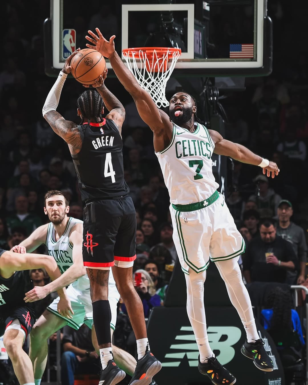 火锅盛宴！凯尔特人官方晒众将的封盖照响应NBA防守周