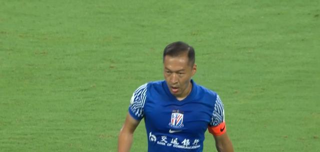 CCTV16直播，申花剑指7分优势，阿马杜踢后卫难挡金靴 海港落下风