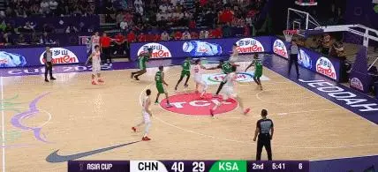 余嘉豪：打印度要保持侵略性 进攻端给对手制造更多的压力