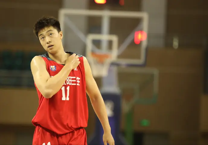 因祸得福！杨鸣请吃全虾宴后，辽篮2禁赛小将有了新去处，感谢1人