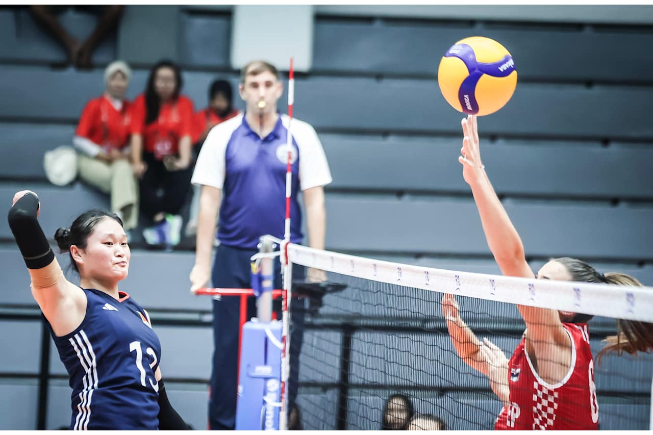 中国女排3-1克罗地亚 赵喆熙 李晨瑄合砍40分 王奥芊7扣 世锦赛开门红