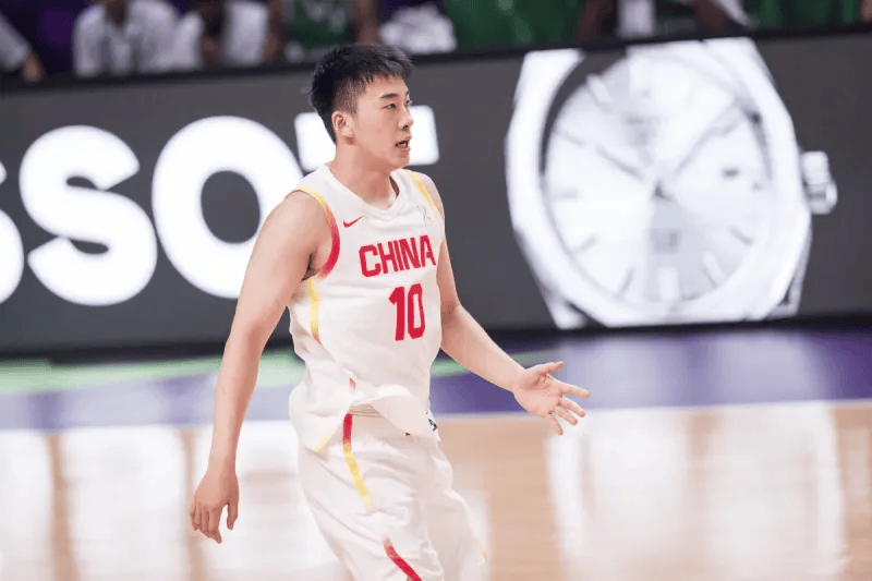 媒体人：郭士强说很喜欢王俊杰，后者今日首发也证明了自己