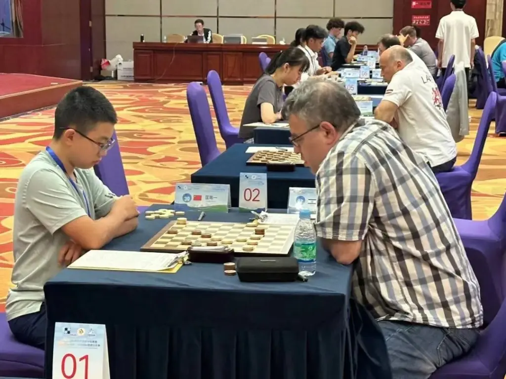 13岁成都小将创造中国国际跳棋历史