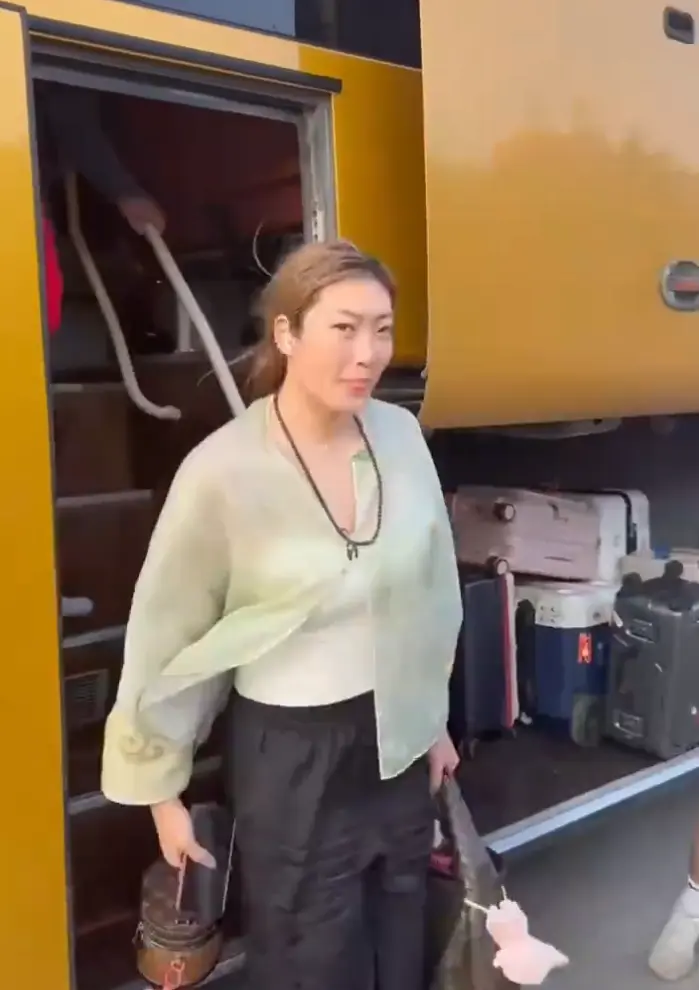 宫鲁鸣又要忙了，物色球员重组中国女篮，李梦首秀务必要认真对待