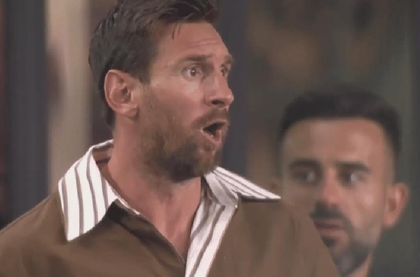 梅西不在！苏亚雷斯活了：勺子点球+2助攻，破9场球荒带队3-1逆转