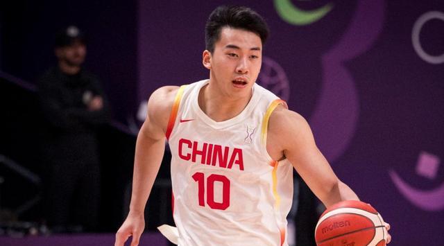 男篮亚洲杯，三冠王大胜关岛，黎巴嫩4分险胜，中国男篮第二名