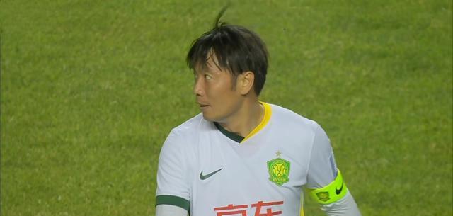 CCTV5直播，国安踢三后卫难争冠，张稀哲可替塞鸟 浙江三叉戟火热