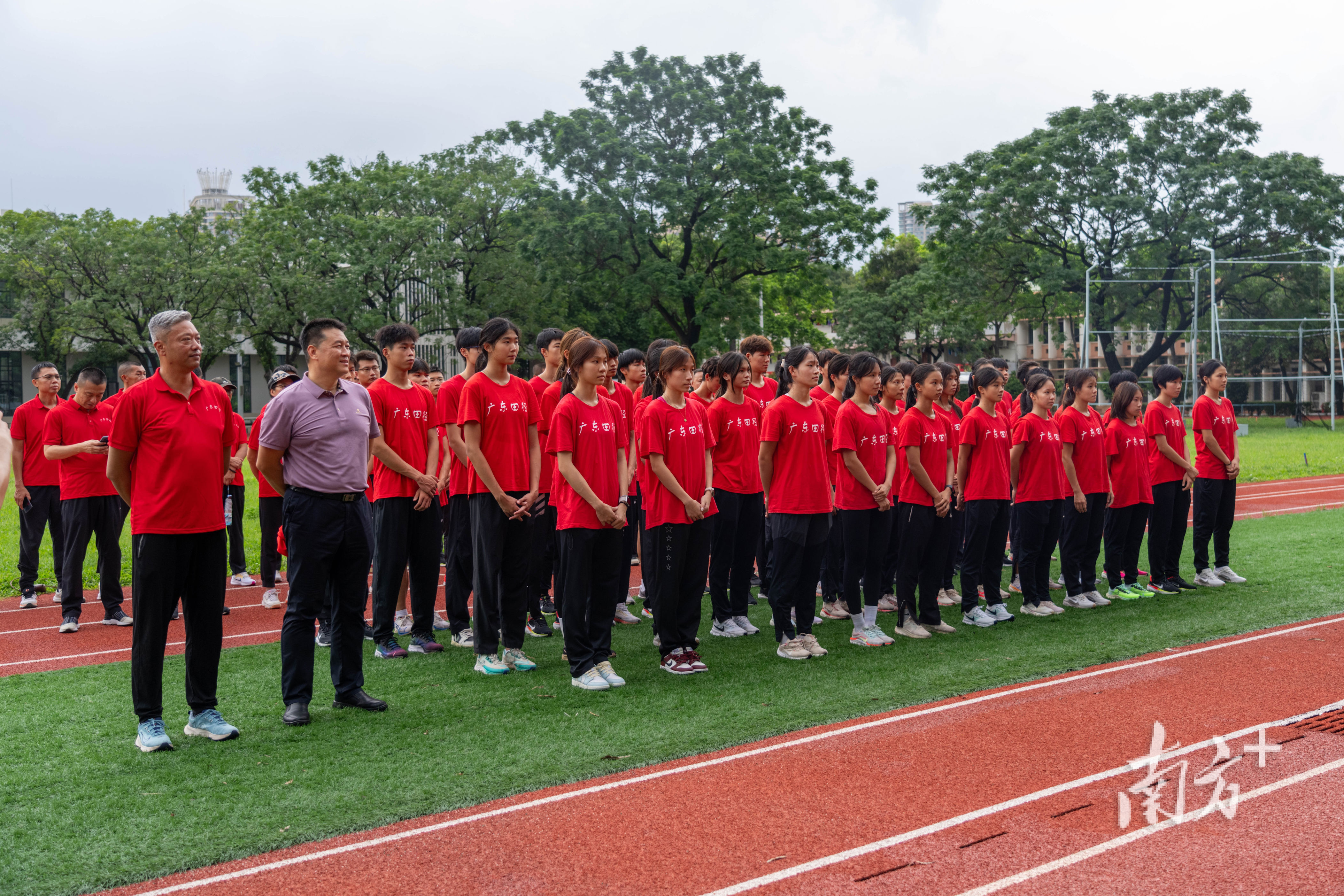 广东健儿出征在即，“苏神”勉励：“赢自己就是第一！”