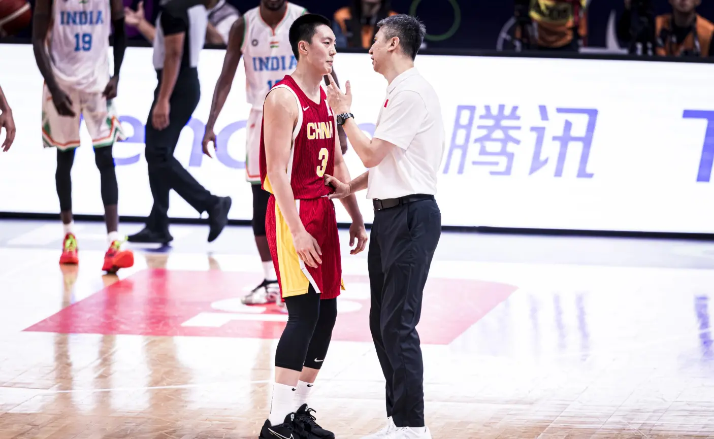 从状态低迷到得分最高，仅仅相隔一天，胡明轩怎么做到的？