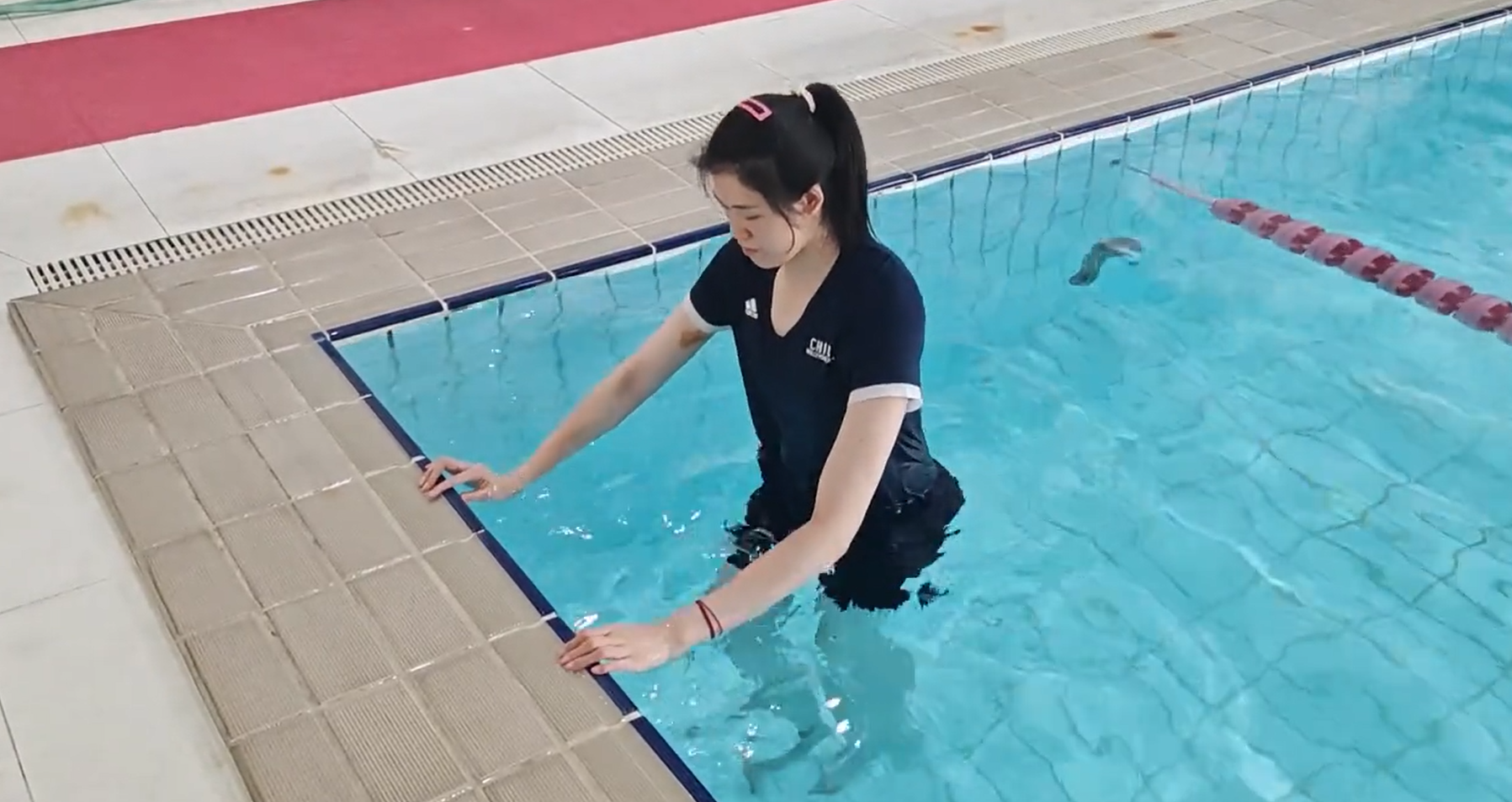 中国女排李盈莹 训练起跳扣球 主帅赵勇开心 最新恢复进度公布