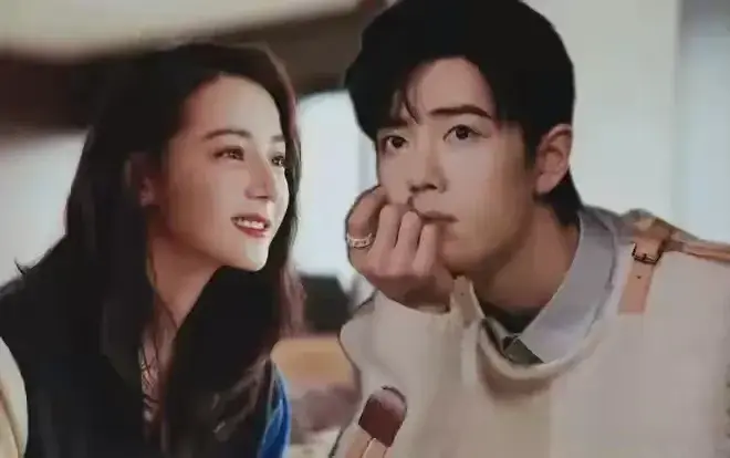 ��������Ӱ�ӻ���ֻʣл���о����ı࣬�����ǡ���սһ��������